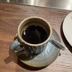 Koube Teppan Suteki Iwasaki - コーヒー　口中の脂を洗い流してくれます　嗚呼ありがたや！これで帰りにコーヒーを飲みにいかなくて済みます！カフェイン欲も満たされました