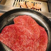 焼肉うしごろ 新宿三丁目店 - 