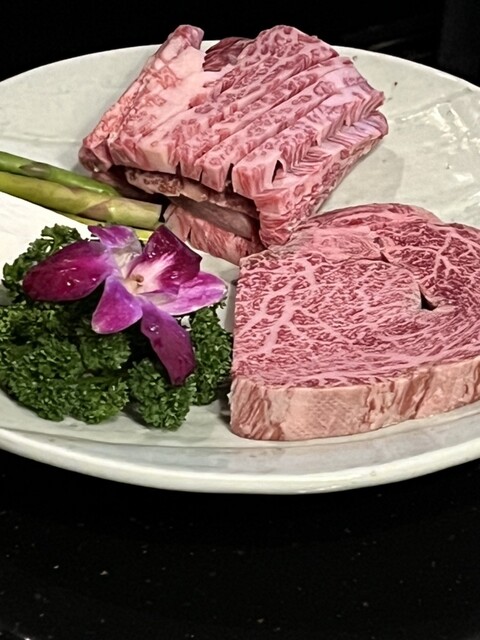 美味しい！韓国有名超高級焼肉店』by manmarupuni : 한식벽제