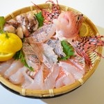 Za Dainingu Yosa Hachiemon - ミノカサゴの海鮮鍋