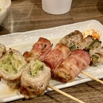 Kushiyaki Sakaba Wakahachiya - めちゃくちゃジューシーやん