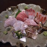 牛もつ鍋専門店 まるとく - 