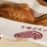 鳴門鯛焼本舗 - 鯛焼き。