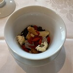 四川豆花飯荘 東京店 - 八宝茶