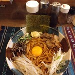 立食い麺処 ハガめん - ぶたバラ軟骨入り油そば