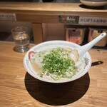 博多ラーメン でぶちゃん - 