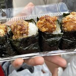 おにぎり もがみ - 鶏からあげ¥140