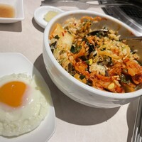 馬車道 de 焼肉 DOURAKU CORRIDA 北仲ブリック＆ホワイト店 - 