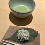 銀座 しのはら - 甘味:抹茶と桜きんとん
