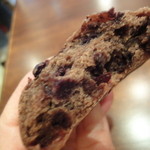 空と麦と - プティチョコパンの断面