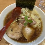 多加水手揉み熟成麺 麺屋 くるり - 