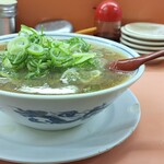 ラーメン 藤 - 斜めから