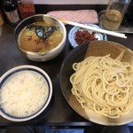 麺と餃子の工房 麺屋食堂 - 