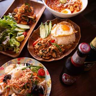 カオマンガイバザールakari_2