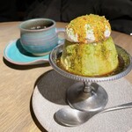 The CAFE - ダーティー抹茶プリンとホットコーヒー
