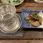 Yashago - 牡蠣のオイル漬け+日本酒