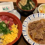 Sukiya - すき家の海鮮ちらし丼、牛皿（中盛）、おしんこセット