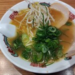 Chikara - 中華そば。老舗うどん屋さんの意外と美味しい広島ラーメン。