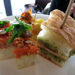 ピーク・ラウンジ - 