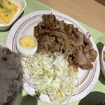 サ・ラ・マンジェ - 料理写真:豚しょうが焼定食
700円
