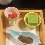 四季・日本料理 いばら木 - 【前菜】ほたるいか沖漬・翡翠豆腐・梅くらげ
