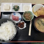 信栄食堂 - 