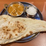 Mini Nepal Restaurant & Bar ALISHA - Ａランチ(キーマエッグカレー(激辛)･ナン･ライス)