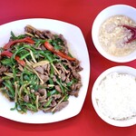 中華飯店 - 青椒牛肉絲 (牛肉ピーマン細切り炒め) 