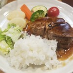 キッチン ブルー グローブ - 再びご飯、サラダを乗せて