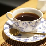 クラヤ カトウ - ・コーヒー