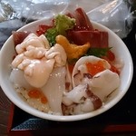 居酒屋 まる甚 - 海鮮丼定食1300円