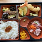 寿司と焼肉 銭函大山 - 料理写真:松弁当
