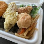 ぴんきち弁当 - ちくわもいたよー♡唐揚げ一口サイズ♡きんぴらもいたわ！笑