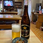 御食事の店　海月 - ビール(中瓶)＋お通し