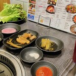 熟成肉専門店 ヨプの王豚塩焼 - 