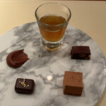 スリオラ - 自家製チョコレートと食後のお飲物