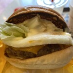 ロッテリア - 半熟たまてり絶品チーズバーガー