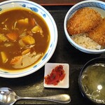 Taishuu Shokudou Masahiro - カレーラーメンとミニタレかつ丼のセット　1,450円