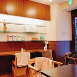 森のらくだ - 今日はお花がありました。