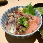 鮮魚・お食事処 山正 - 五色丼 2,040円