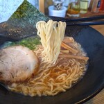 麺や わらすこ - 醤油ラーメンは細麺