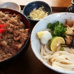 うどん 色彩 - ミニぶっかけと牛飯