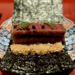 WAGYU USHITOMI - 和牛ヒレカツ巻 木の芽 生胡椒