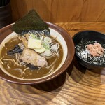 究極のにぼし味噌らーめん 人間ばんざい - 