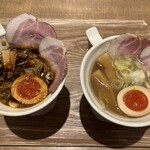 Cafe&Ramen じんめん - 9番（左）と6番（右）