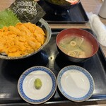 大磯 - ウニ丼大