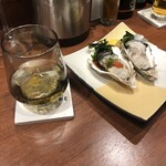 牡蠣とワインと地酒と出汁 KAKIKU-KE - 