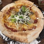 Oyster Bar MABUI - マブイオリジナル牡蠣ピザ