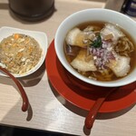 らーめん 七彩飯店 - 