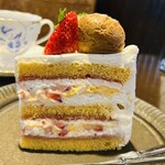 自家焙煎珈琲 濱田屋 - イチゴのショートケーキ